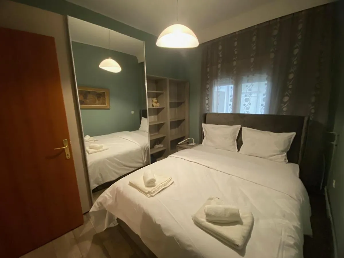 Central Spuare Apartment Thessaloniki